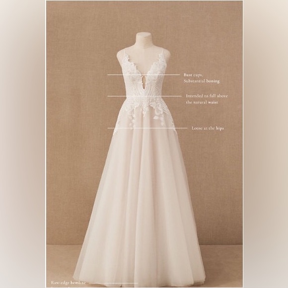 NWT-STUNNING Hayley Paige “Topanga” BHDLN wedding dress - Picture 6 of 16